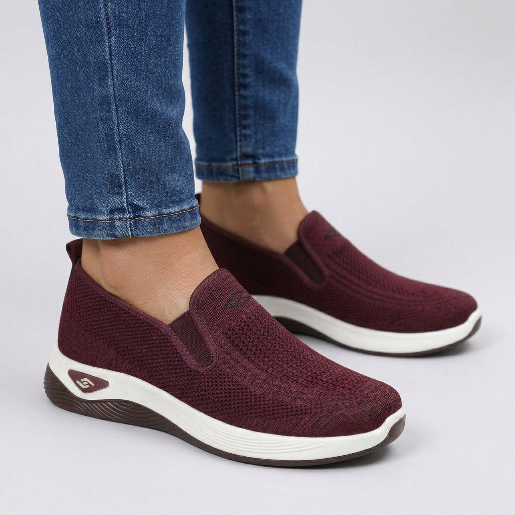 Slip-On Trainers Women’s Knit Comfort Walking Shoes