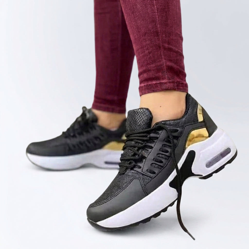 Sneakers – Lace-Up Chunky Sole Sport Style