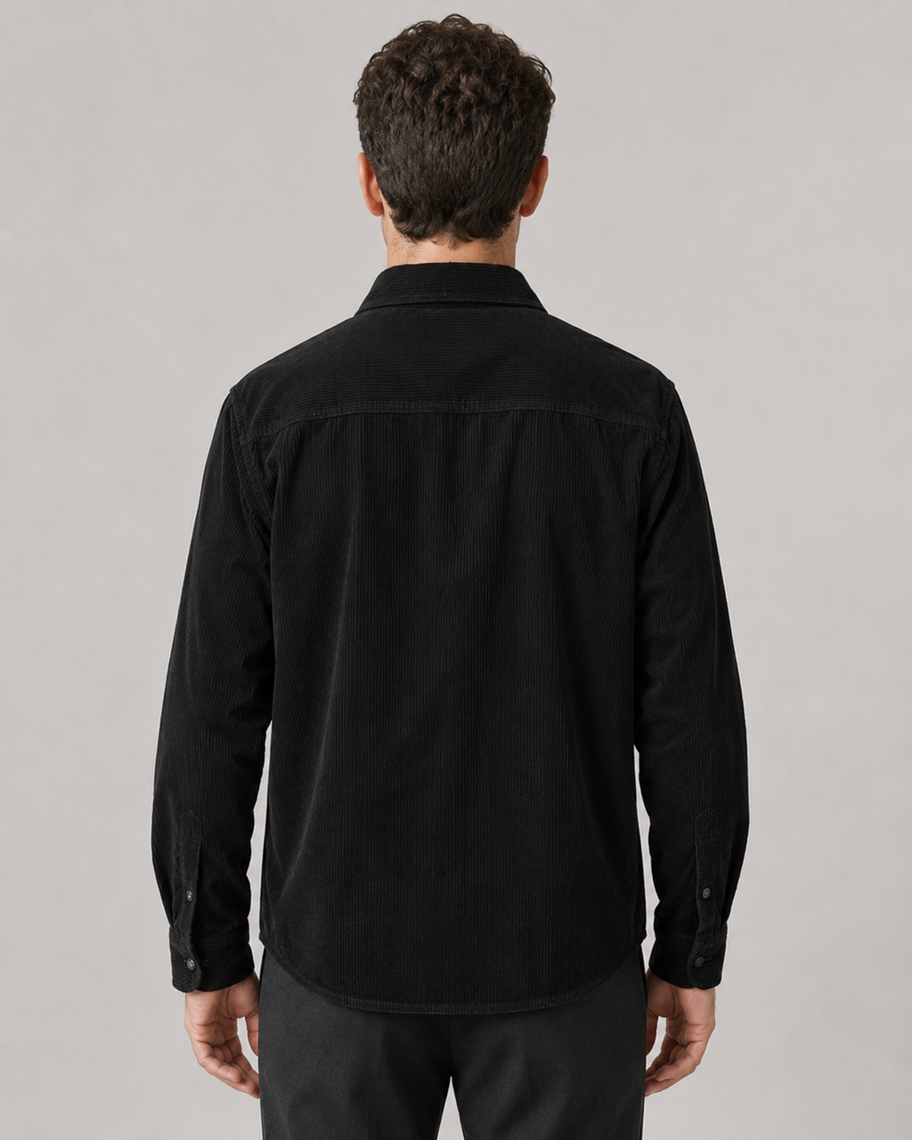 Men's long-sleeve ribbed overshirt with pointed collar and two flap pockets