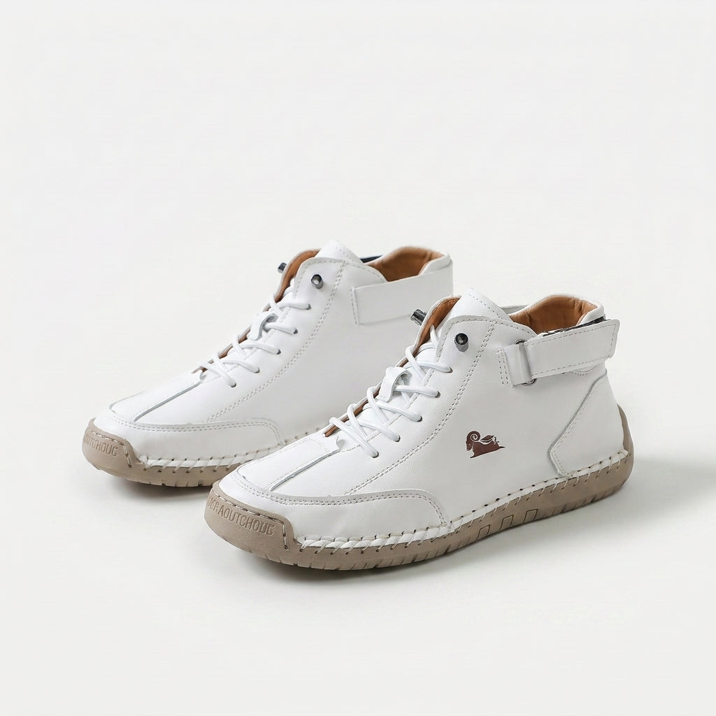 Women's ankle-high lace-up sneakers with rounded toes, ankle straps and contrast soles