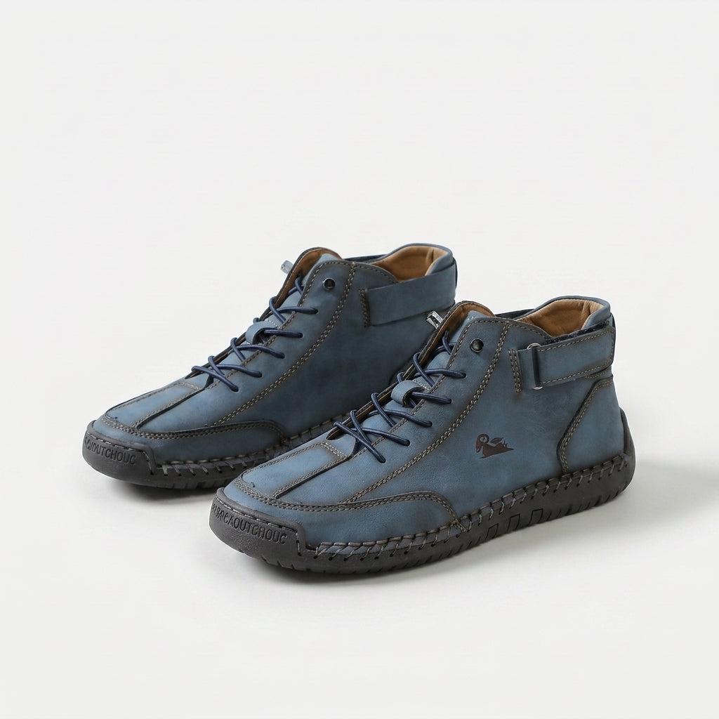Women's ankle-high lace-up sneakers with rounded toes, ankle straps and contrast soles