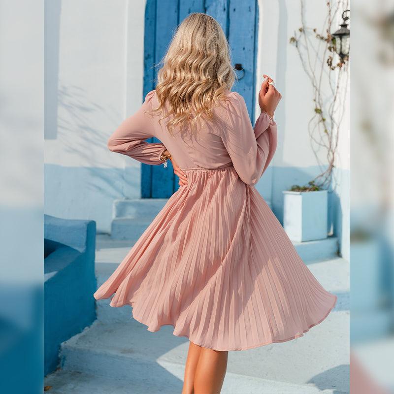 Robe midi portefeuille à col en V, avec lien à la taille et plis