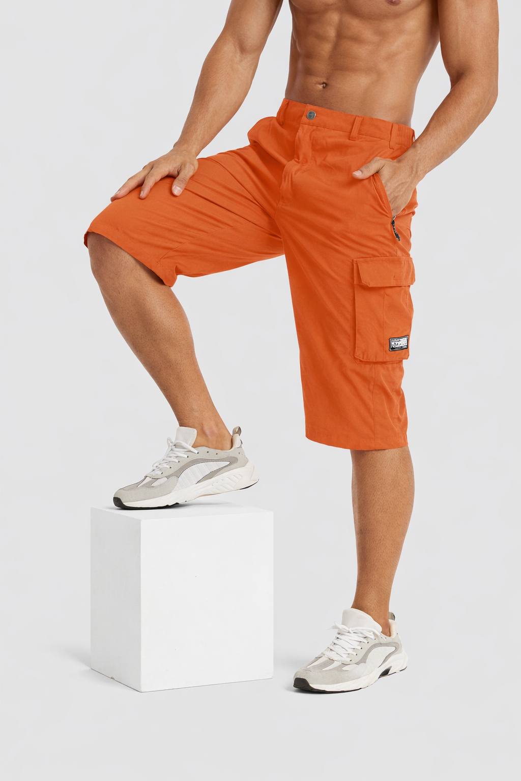 Quick-Dry Below-Knee Cargo Shorts with Zip Pocket