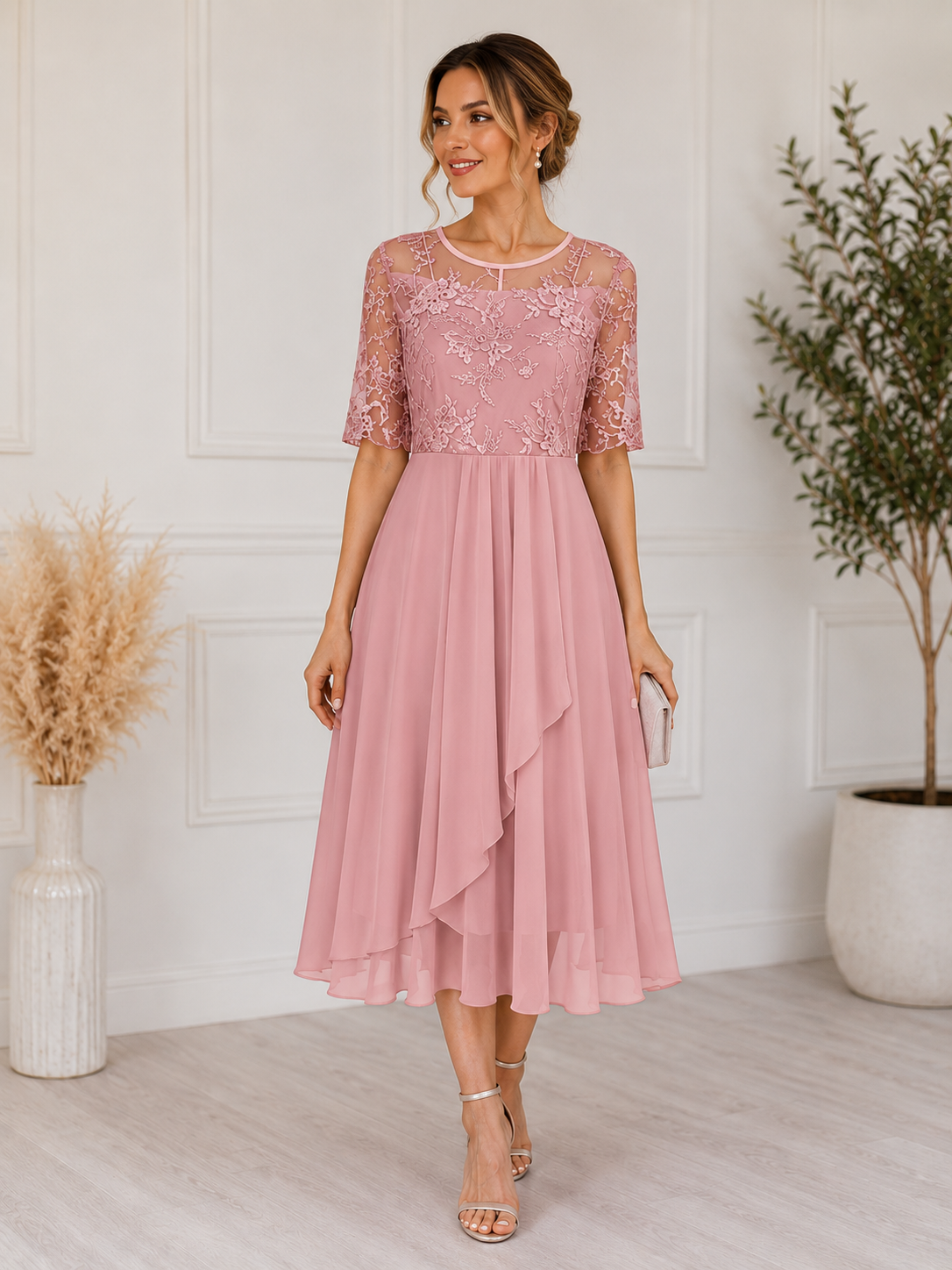 Robe midi à corsage en dentelle et jupe superposée en mousseline