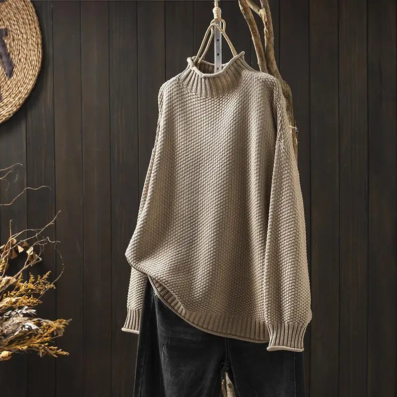 Women's oversized textured knit jumper with mock neck and long sleeves