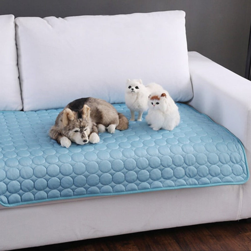 Quilted Self-Cooling Mat for Dogs and Pets