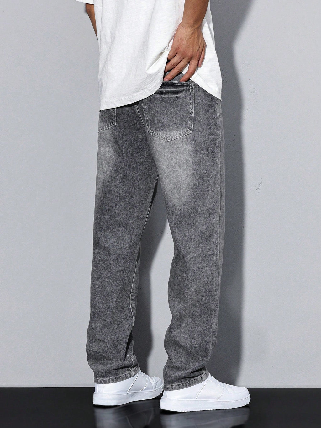 Relaxed Fit Straight Leg Jeans with Faded Wash