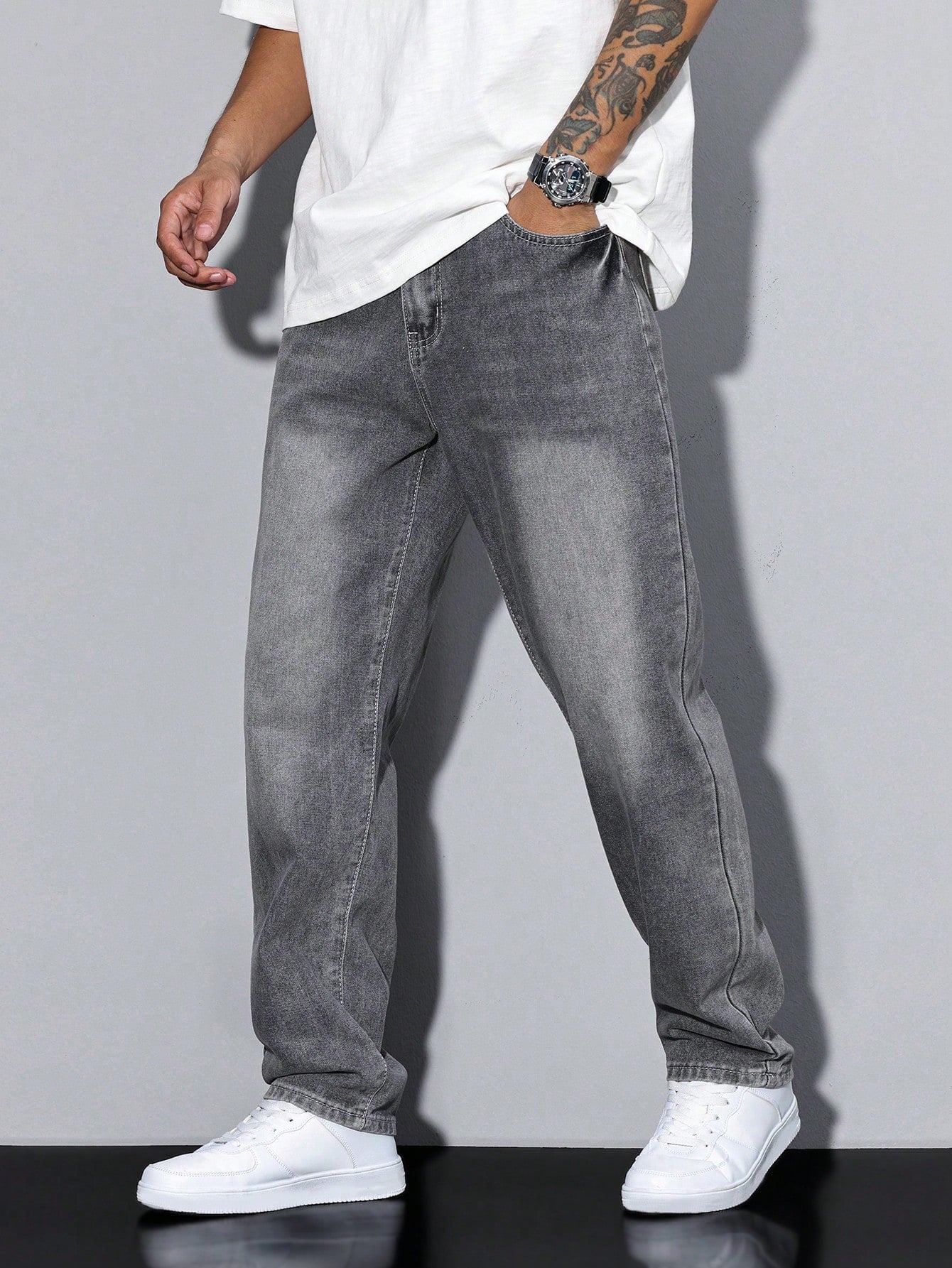 Relaxed Fit Straight Leg Jeans with Faded Wash