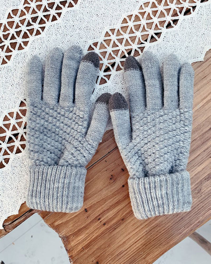 Women's textured knit gloves with ribbed cuffs and touchscreen fingertips