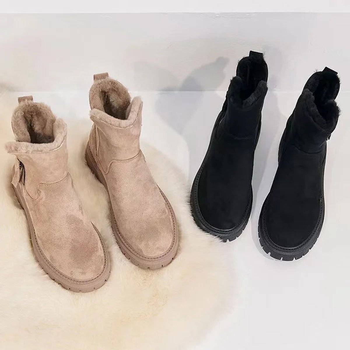 Bottines pour femme à fermeture éclair latérale et doublure en fausse fourrure