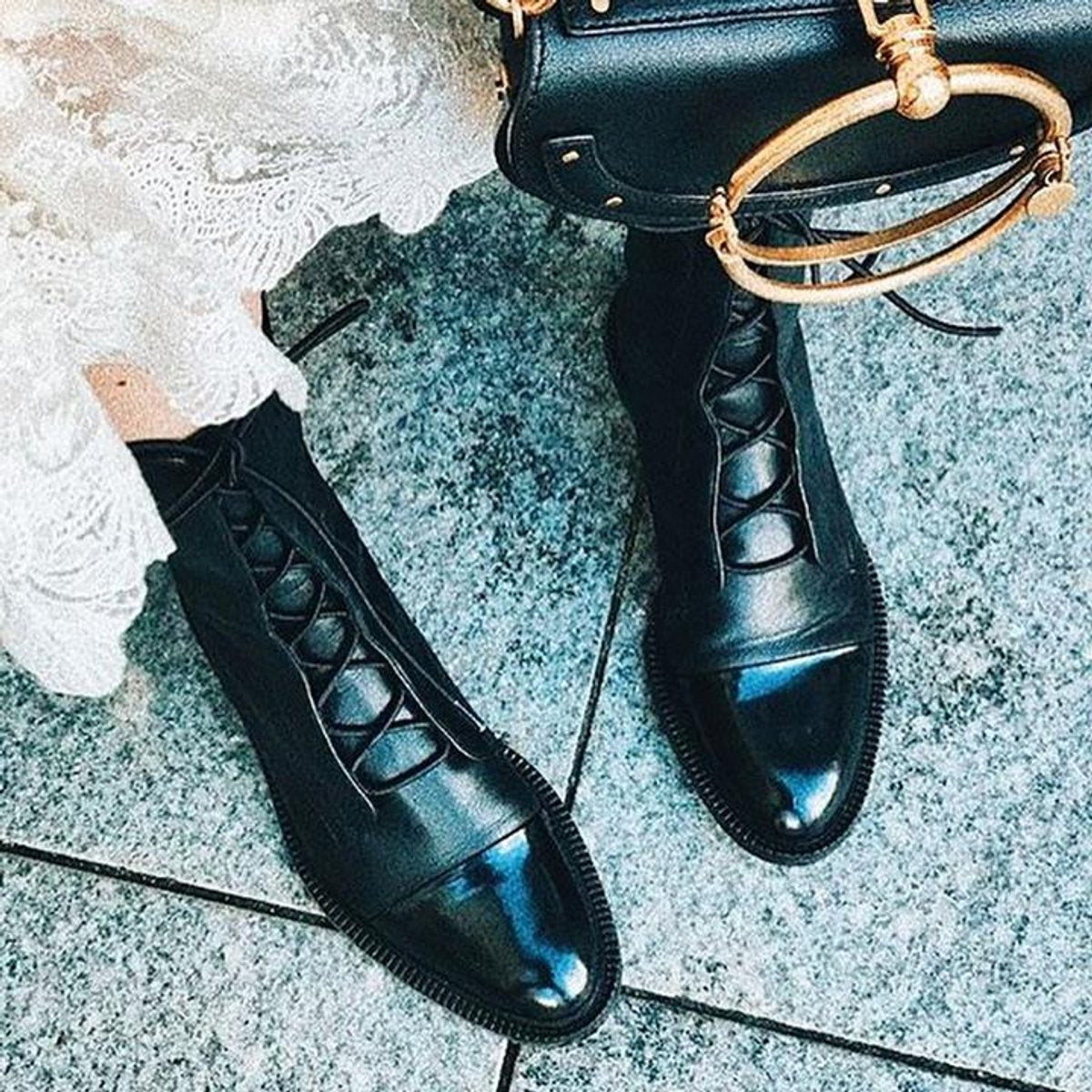 Women’s Two-Tone Cap Toe Lace-Up Flat Ankle Boots