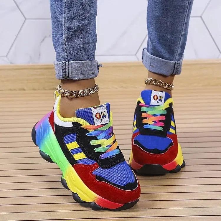 Baskets pour femmes à semelle épaisse et à empiècements multicolores arc-en-ciel