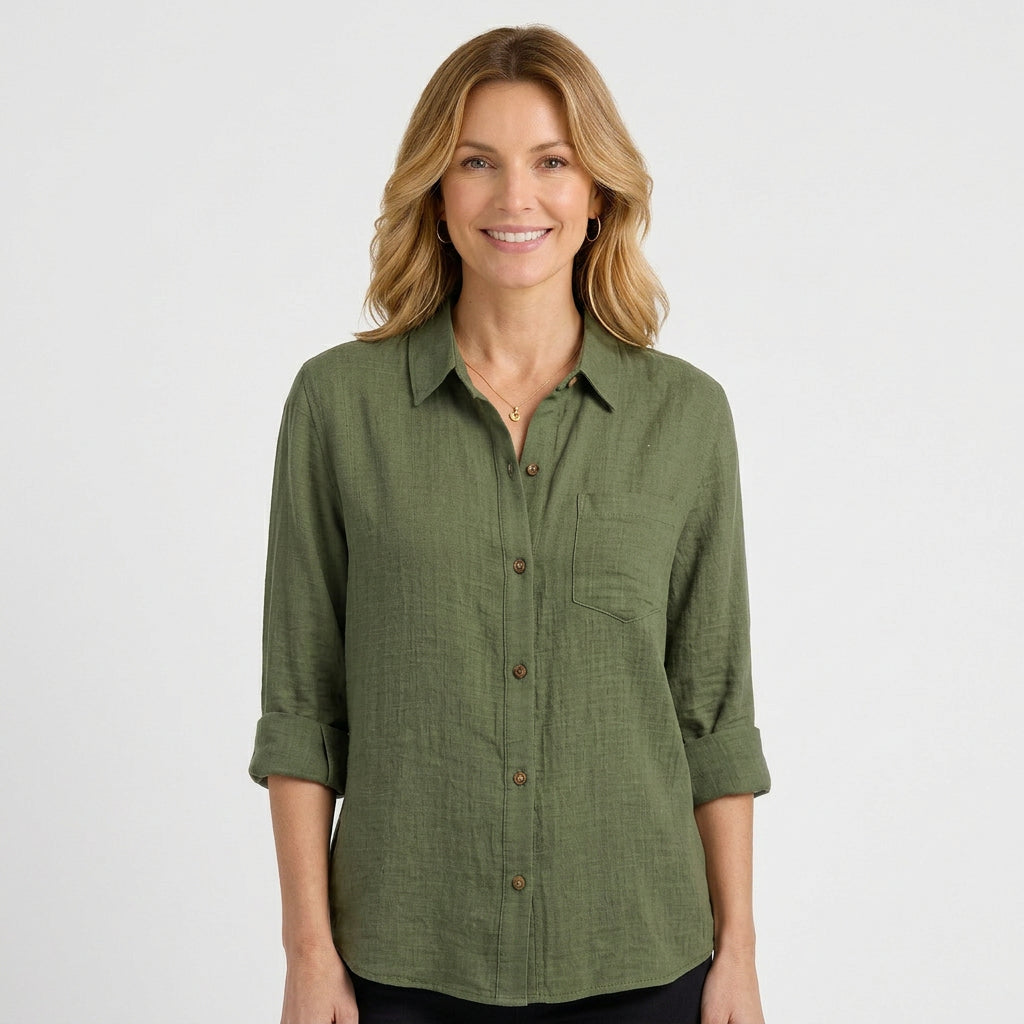 Women’s Relaxed Button Up Shirt – Collared Long Sleeve Pocket Style