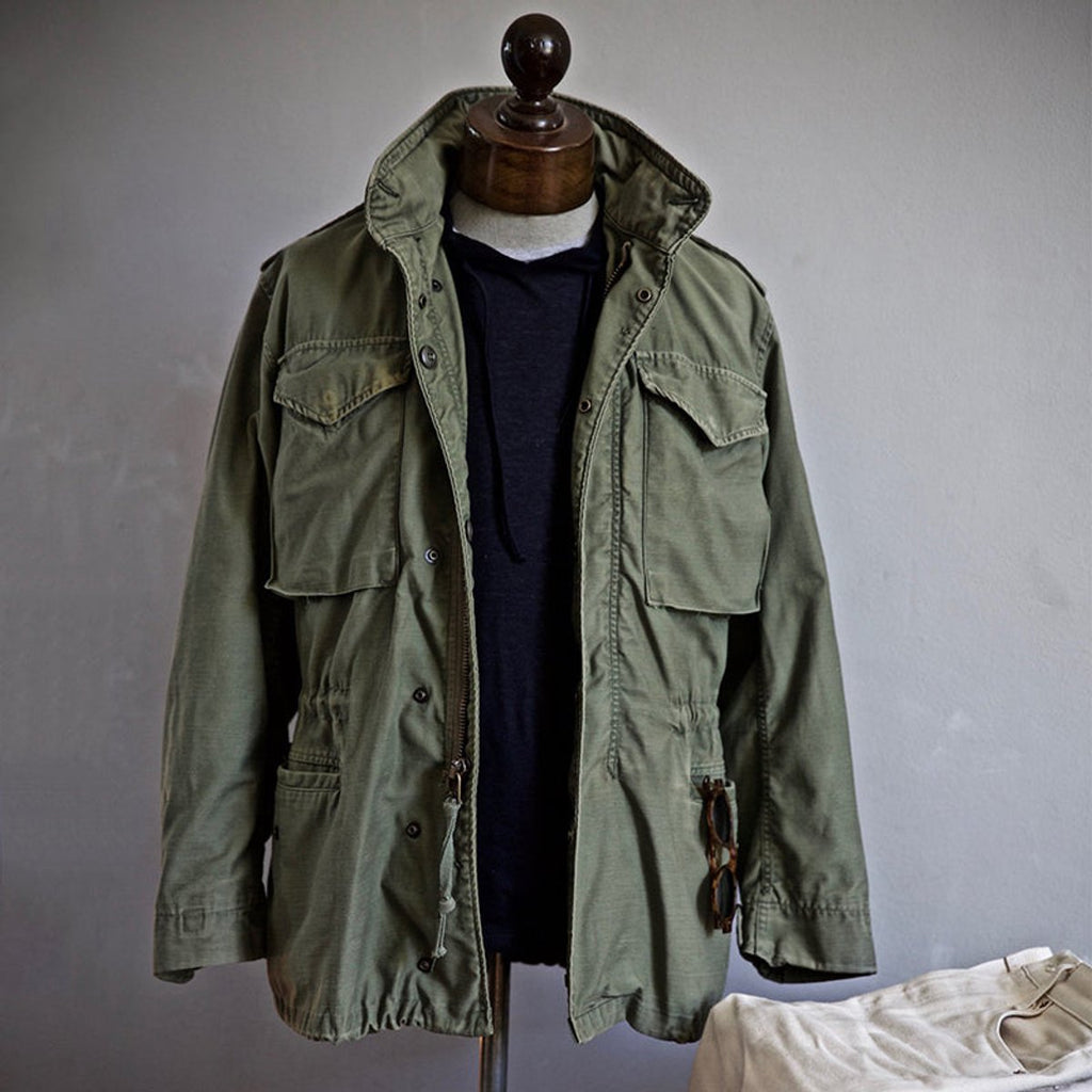 Veste de terrain vintage pour femme avec capuche dissimulée et poches cargo