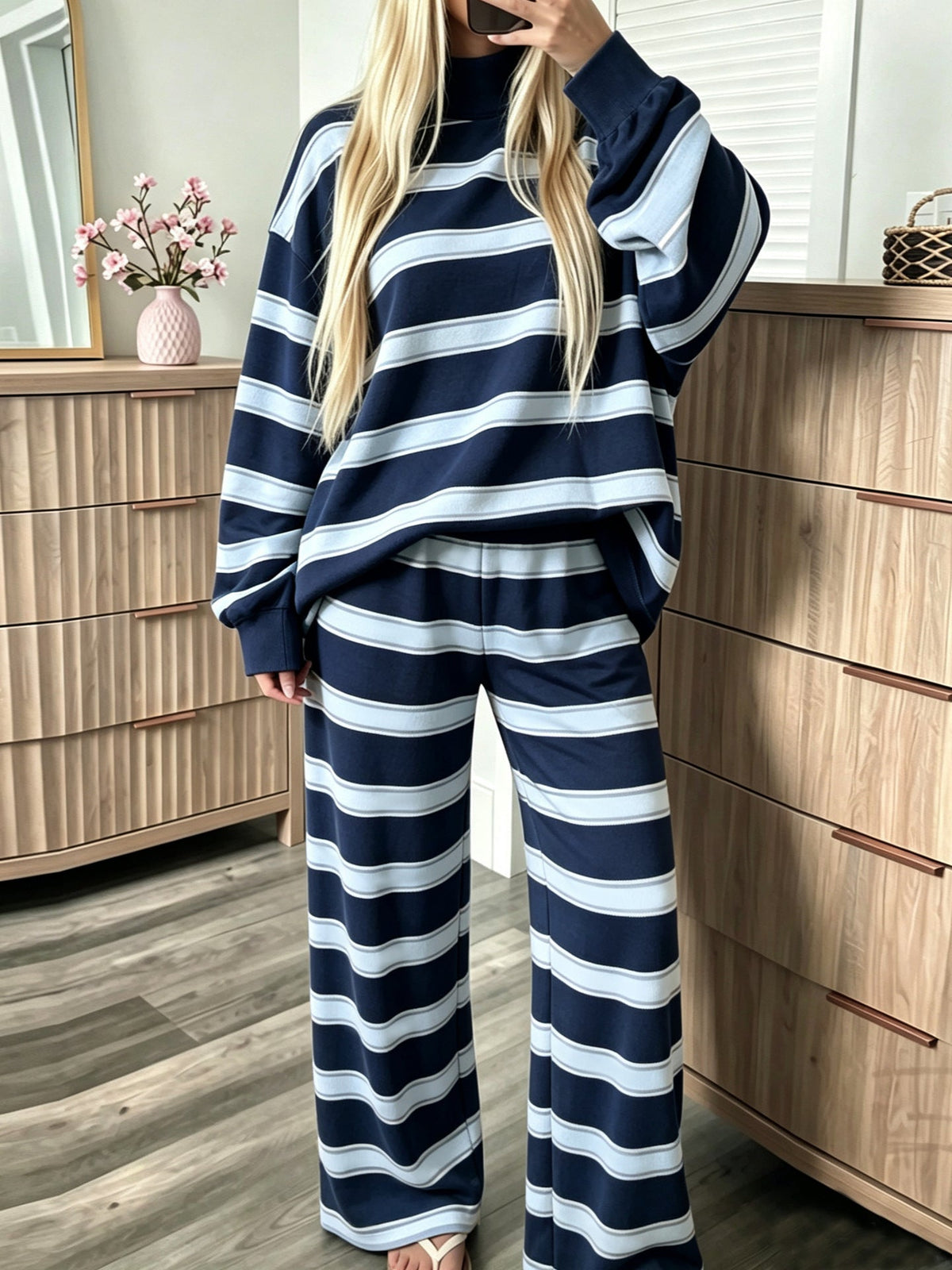 Women's striped oversized sweatshirt and wide-leg trouser set