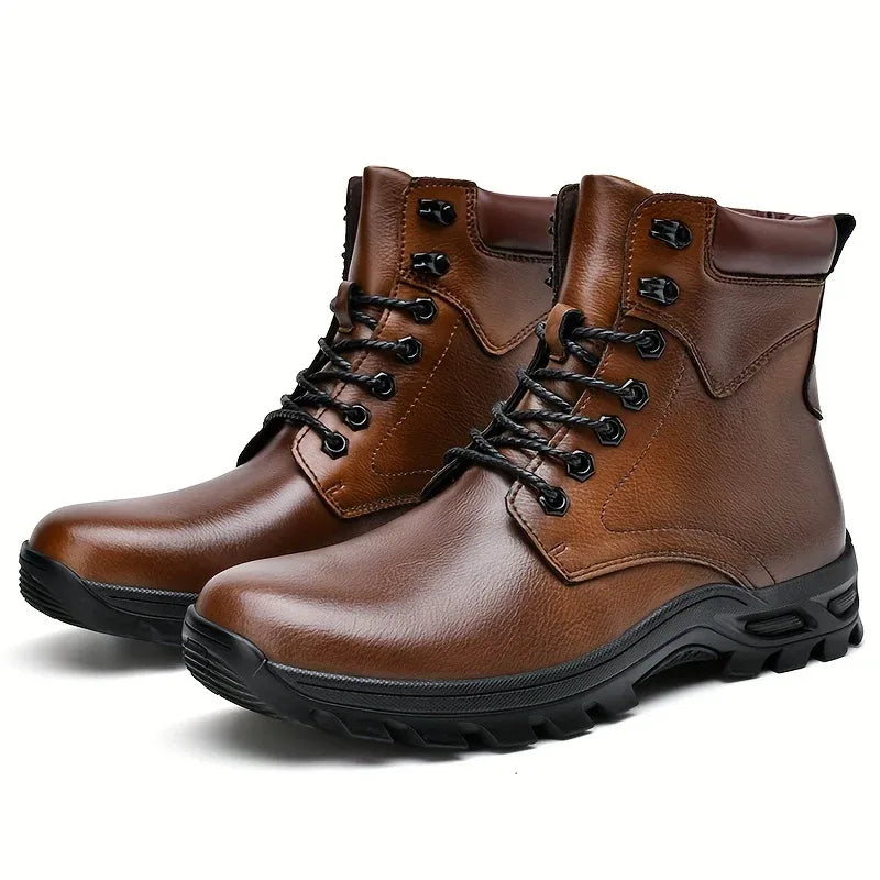 Men's Padded Collar Lace-Up Lug Sole Ankle Boots