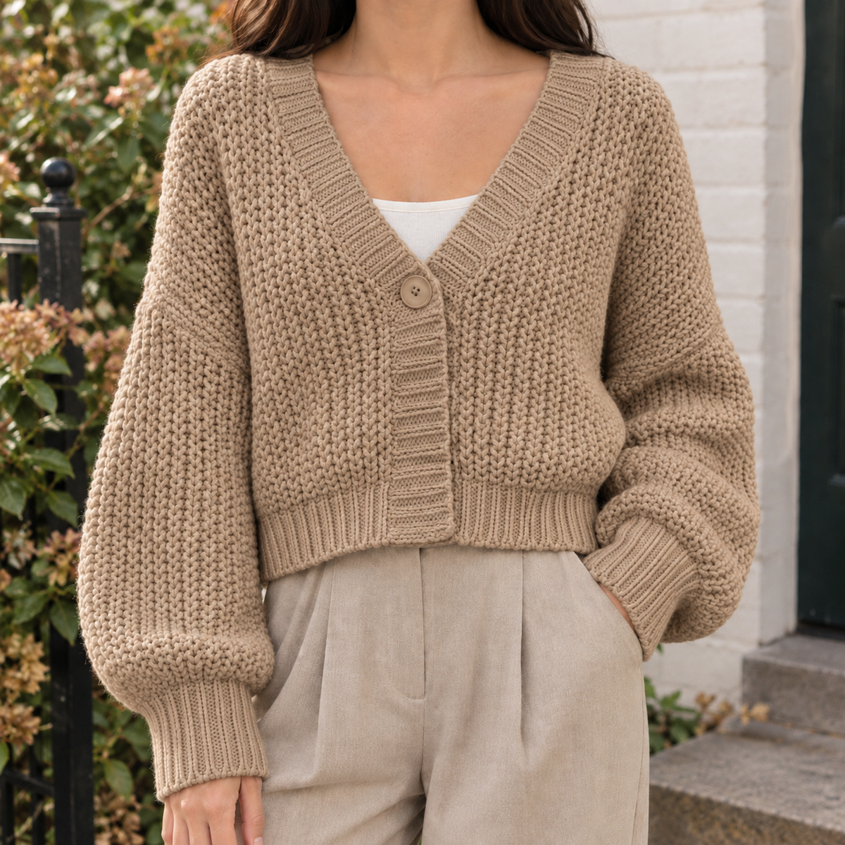 Women's Chunky Knit Balloon Sleeve Cropped Cardigan