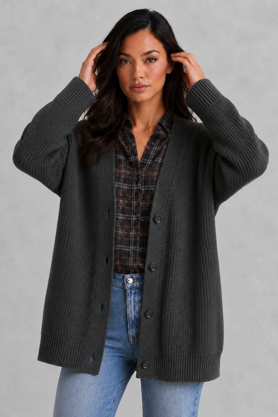 Women's oversized ribbed V-neck button cardigan with long sleeves